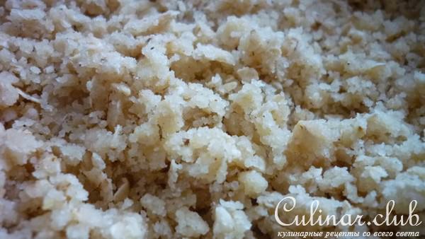 Пирог с коричной крошкой,яблоком,клюквой и белым шоколадом