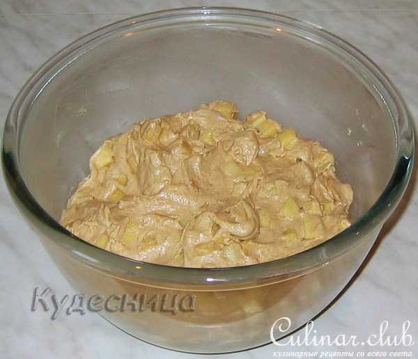 Яблочный бисквитный пирог (вариант)