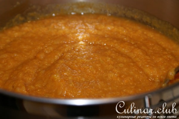 Тыквенно-яблочный чатни с кусочками винограда