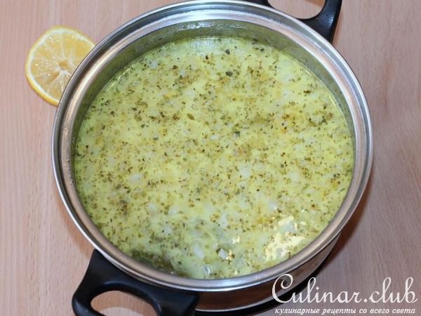 Картофельный суп со сливочным сыром и эстрагоном
