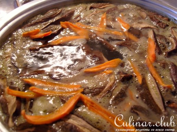 Суп грибной с сыром