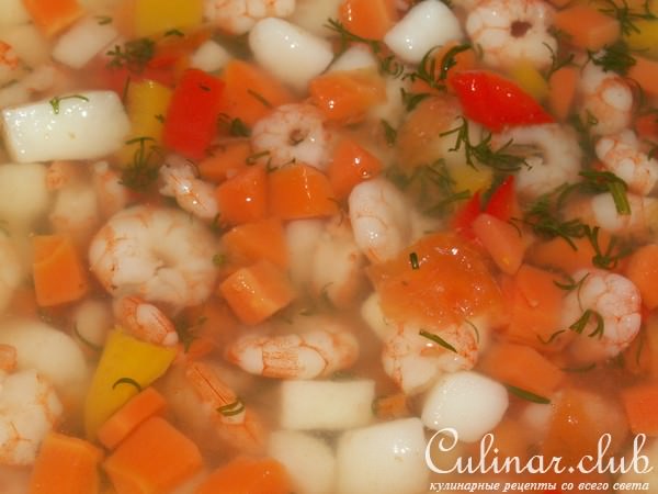 Креветочный суп с овощами