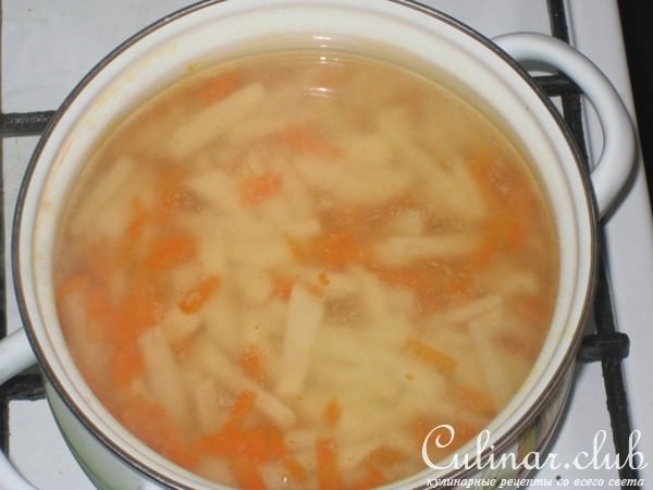 Супчик с яичком(легкий супец).