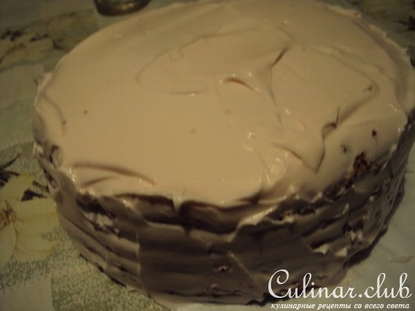 Медовик с творожными коржами и сметанно-сливочным кремом