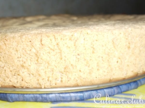 Клубничный торт со сливочно-йогуртовым кремом