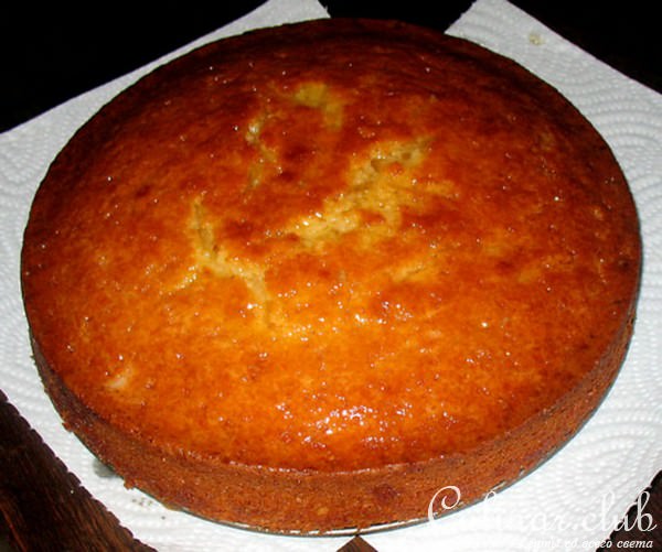 Пирог из йогурта с лимонным ароматом (Jaourtopita)
