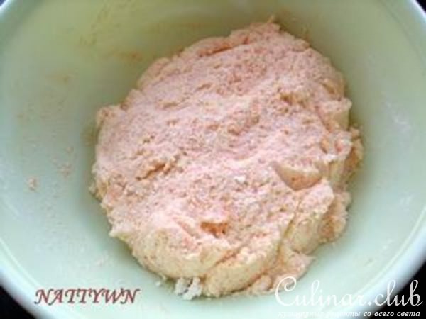 Необычные сырники с шоколадом и малиновым соусом на завтрак.