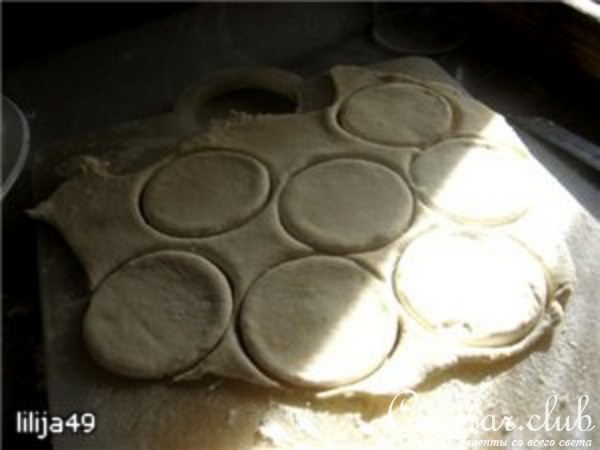 Розочки из творожного теста