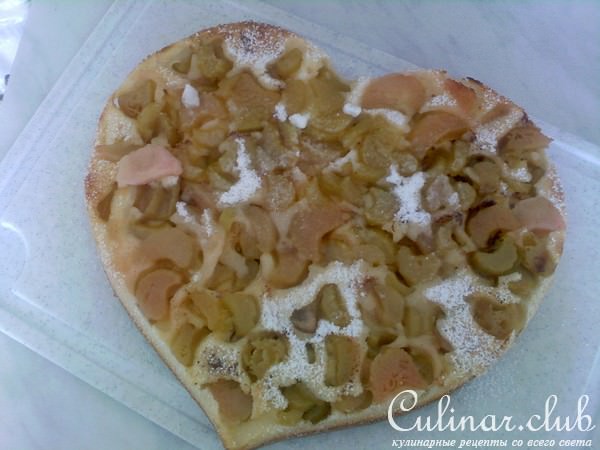 Пирог с рабарбаром (самый простой вариант)