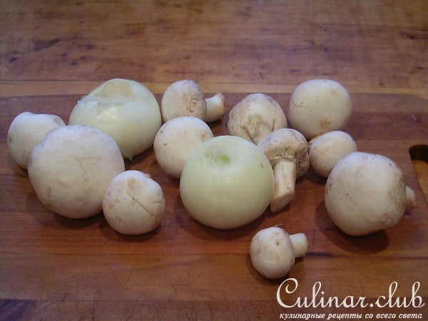 Флан с грибами и луком