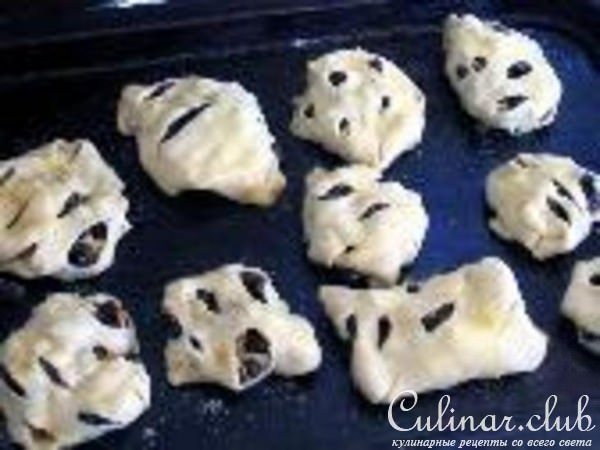 Выпечка к чаю с цитрусом и смородиной