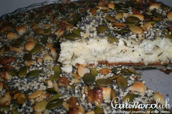 Творожно-Сырная запеканка с орехами и семечками